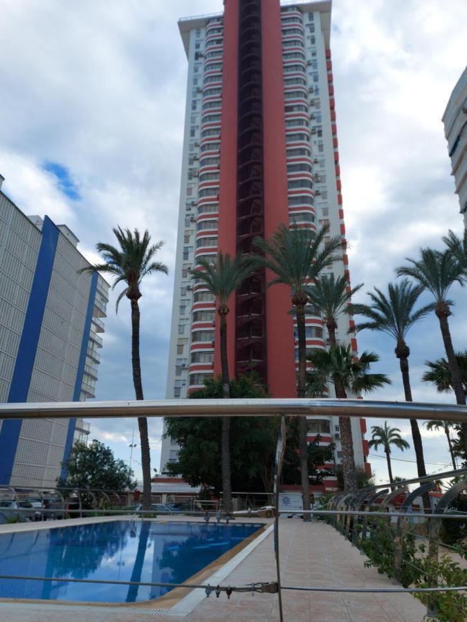 Benidorm, Las Damas, Primera Linea De Playa De Levante Luaran gambar